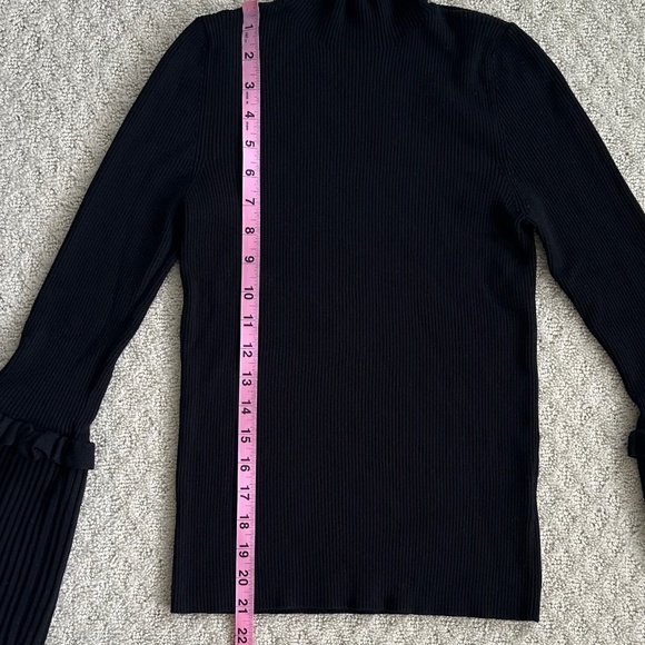 Philosophy Ribbed Knit Bell Sleeve Mock Neck Sweater/Top Black Med Stretchy Fall - Picture 10 of 11